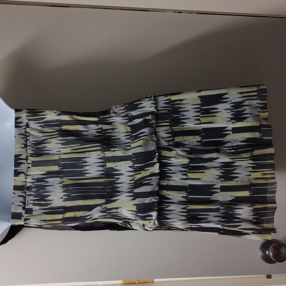 Mora Girls 1 piece skirt/halter jumper - Picture 13 of 13